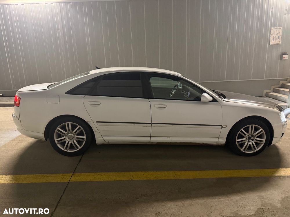 Audi A8 - 7