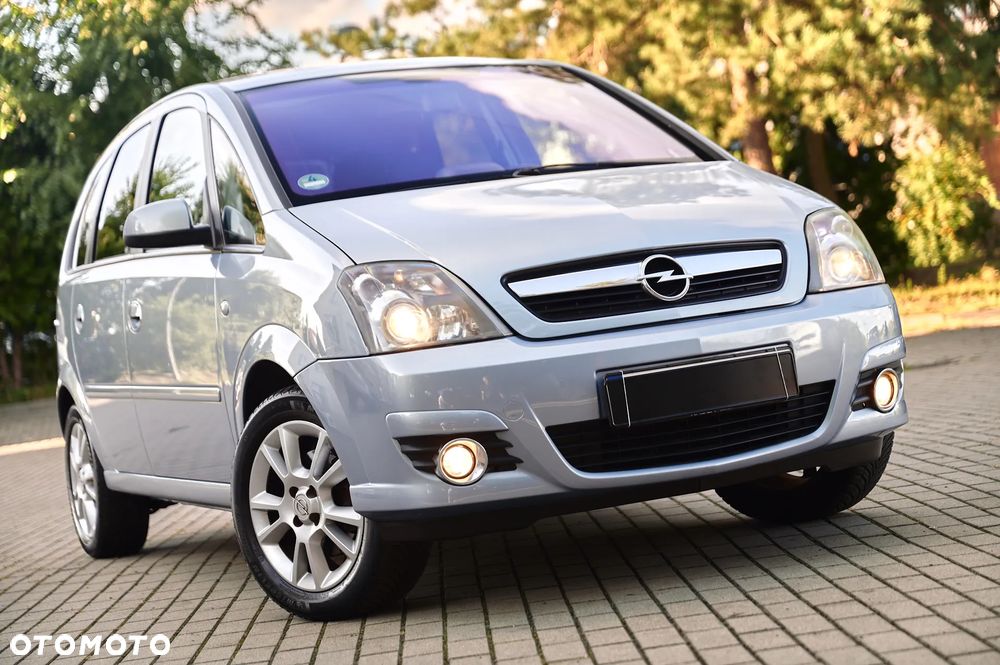 Opel Meriva 1.8 16V Essentia Easytronic - 4