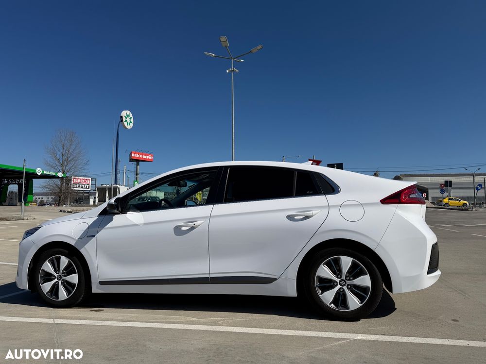Hyundai IONIQ 1.6 141CP Exclusive - 12