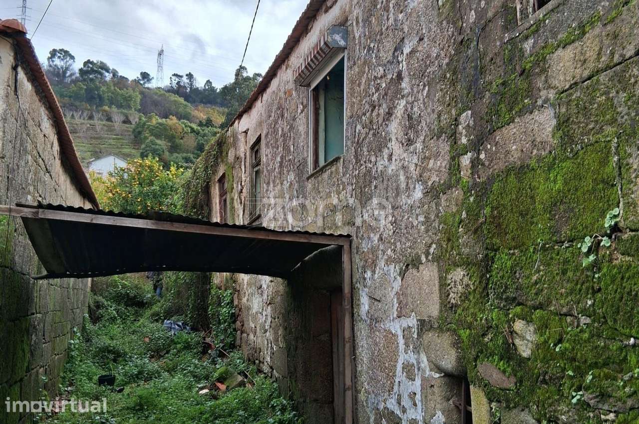 Moradia T5 para Reabilitação em Miomães, Resende - Grande imagem: 5/23