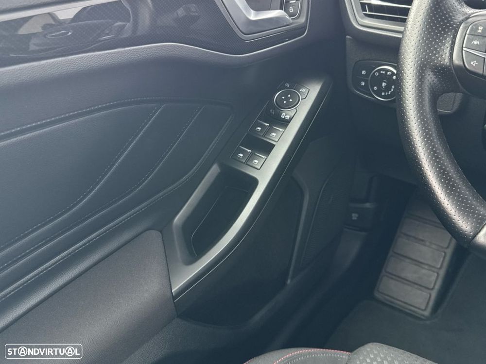 Ford Focus - 20