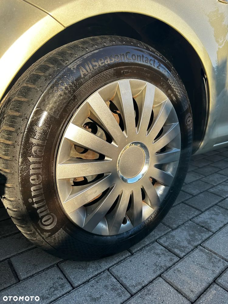 Opel Corsa 1.4 16V - 10