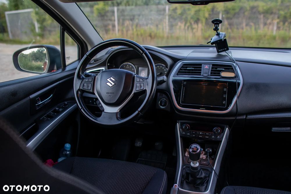 Suzuki SX4 - 9