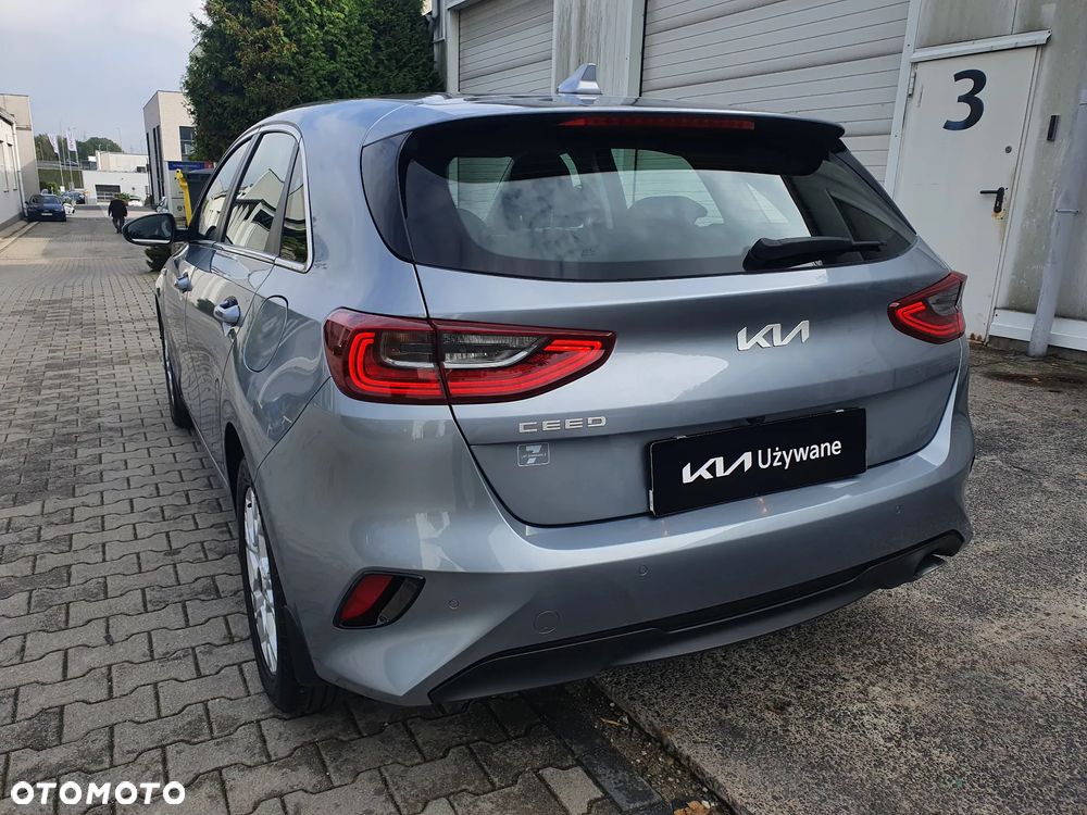 Kia Ceed 1.5 T-GDI M - 21