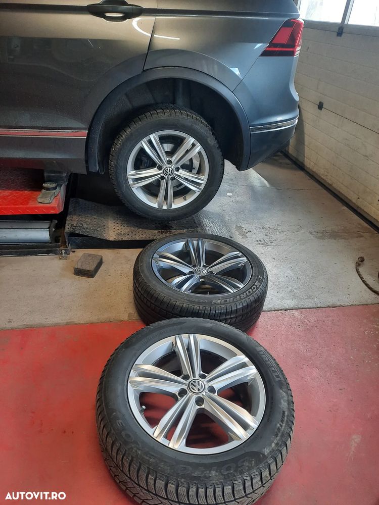 Volkswagen Tiguan 2.0 TDI SCR 4MOTION DSG Highline - 18