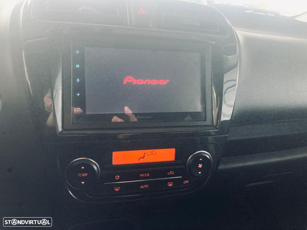 Mitsubishi Space Star 1.2 Connect Edition - 12
