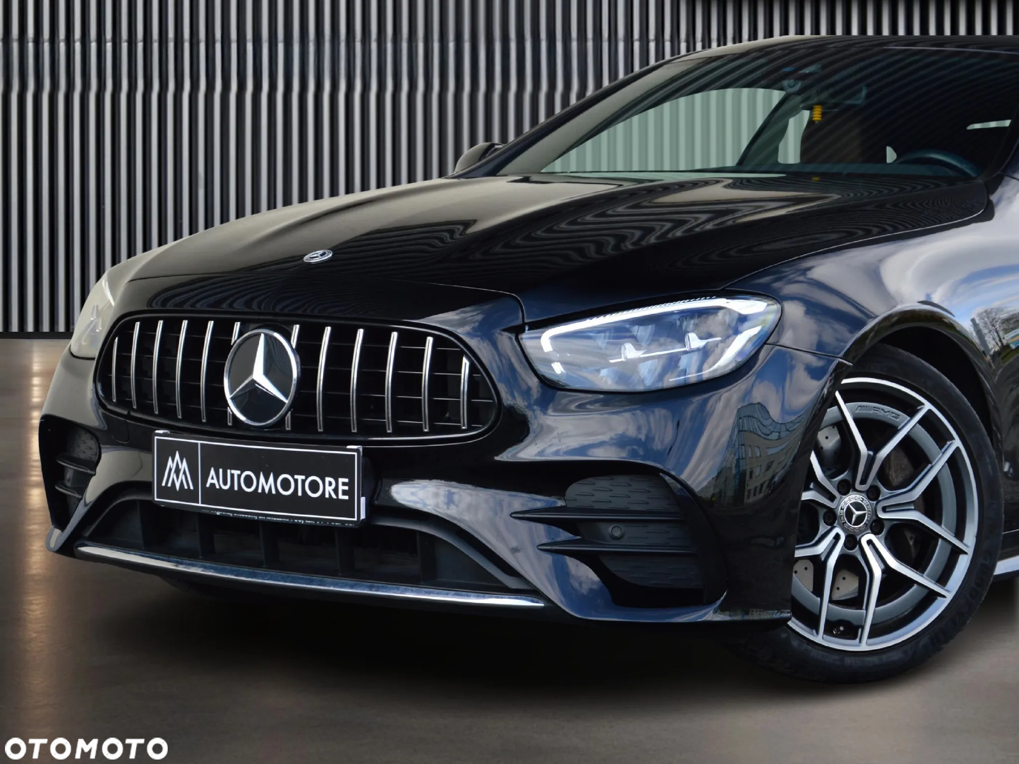 Mercedes-Benz Klasa E 200 Coupe 9G-TRONIC - 2