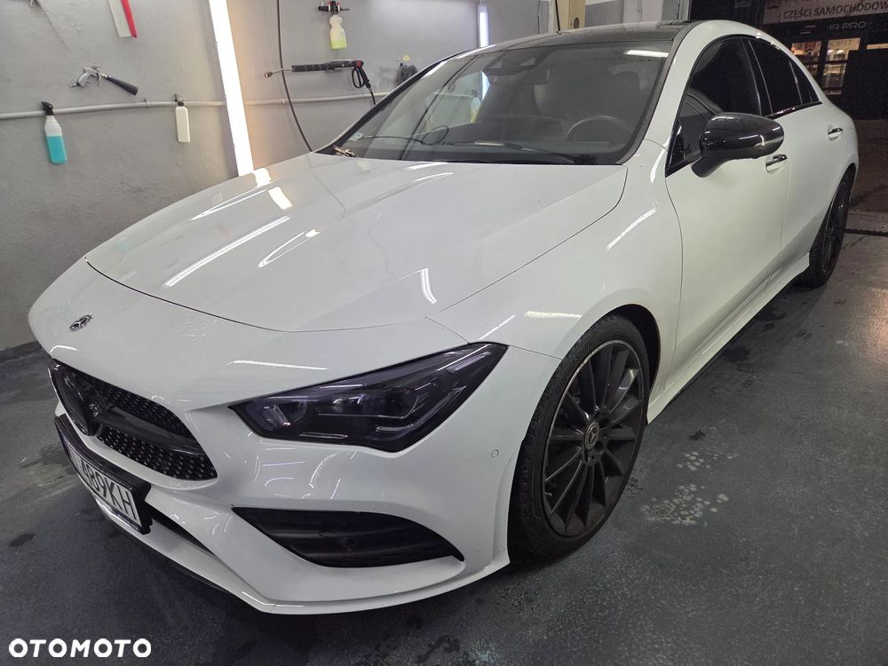 Mercedes-Benz CLA 220 4-Matic AMG Line 7G-DCT - 3