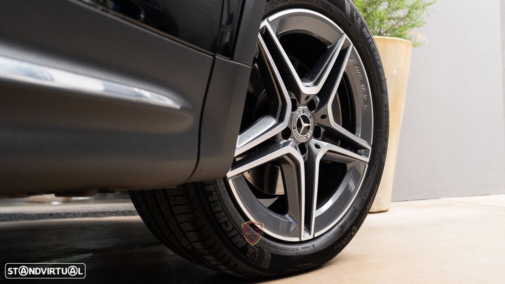 Mercedes-Benz GLB 180 d AMG Line - 16