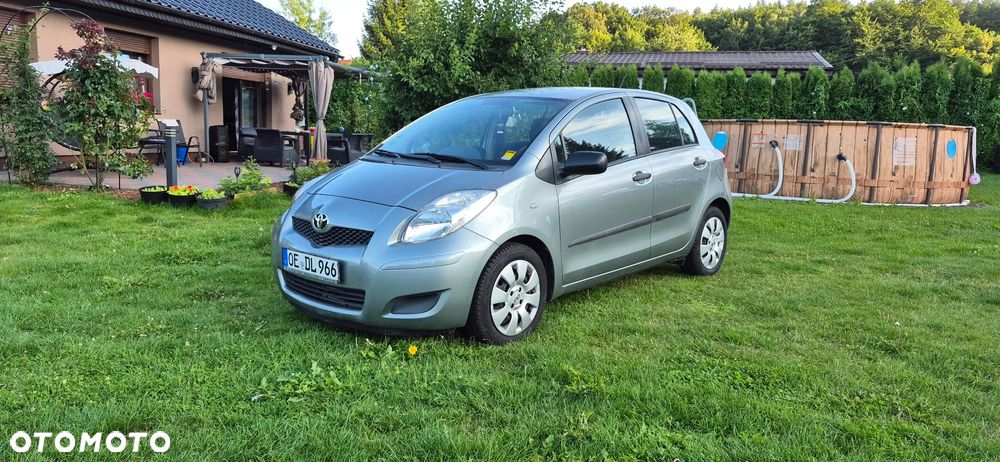 Toyota Yaris 1.33 Luna Start - 1