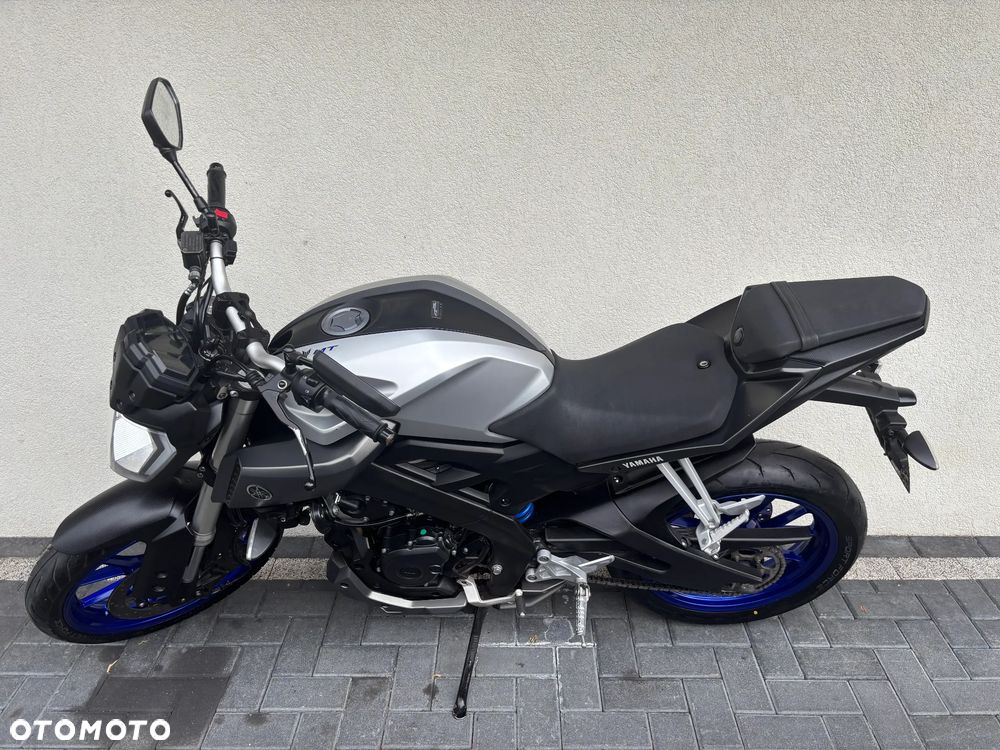 Yamaha MT - 2