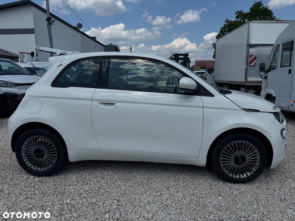 Fiat 500e - 16