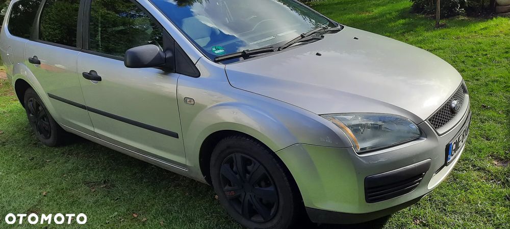 Ford Focus 1.6 Ambiente - 6