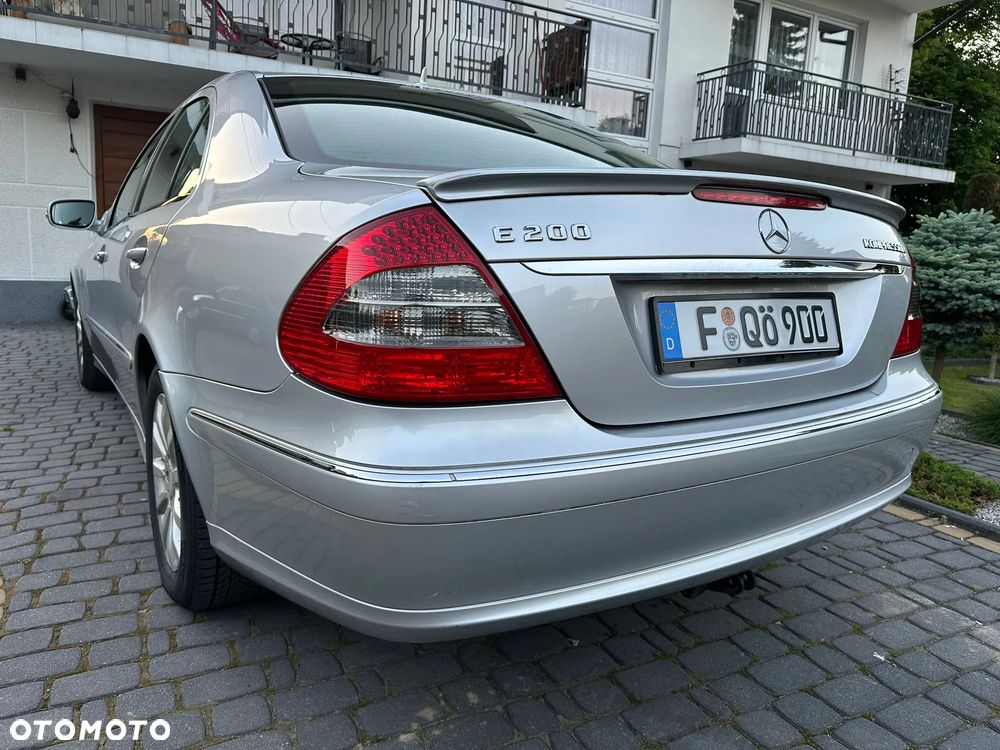 Mercedes-Benz Klasa E 200 Kompressor Elegance - 8
