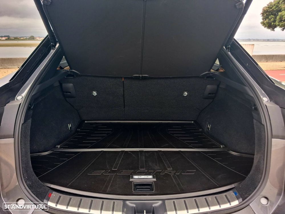 Lexus RZ 300e Premium - 17