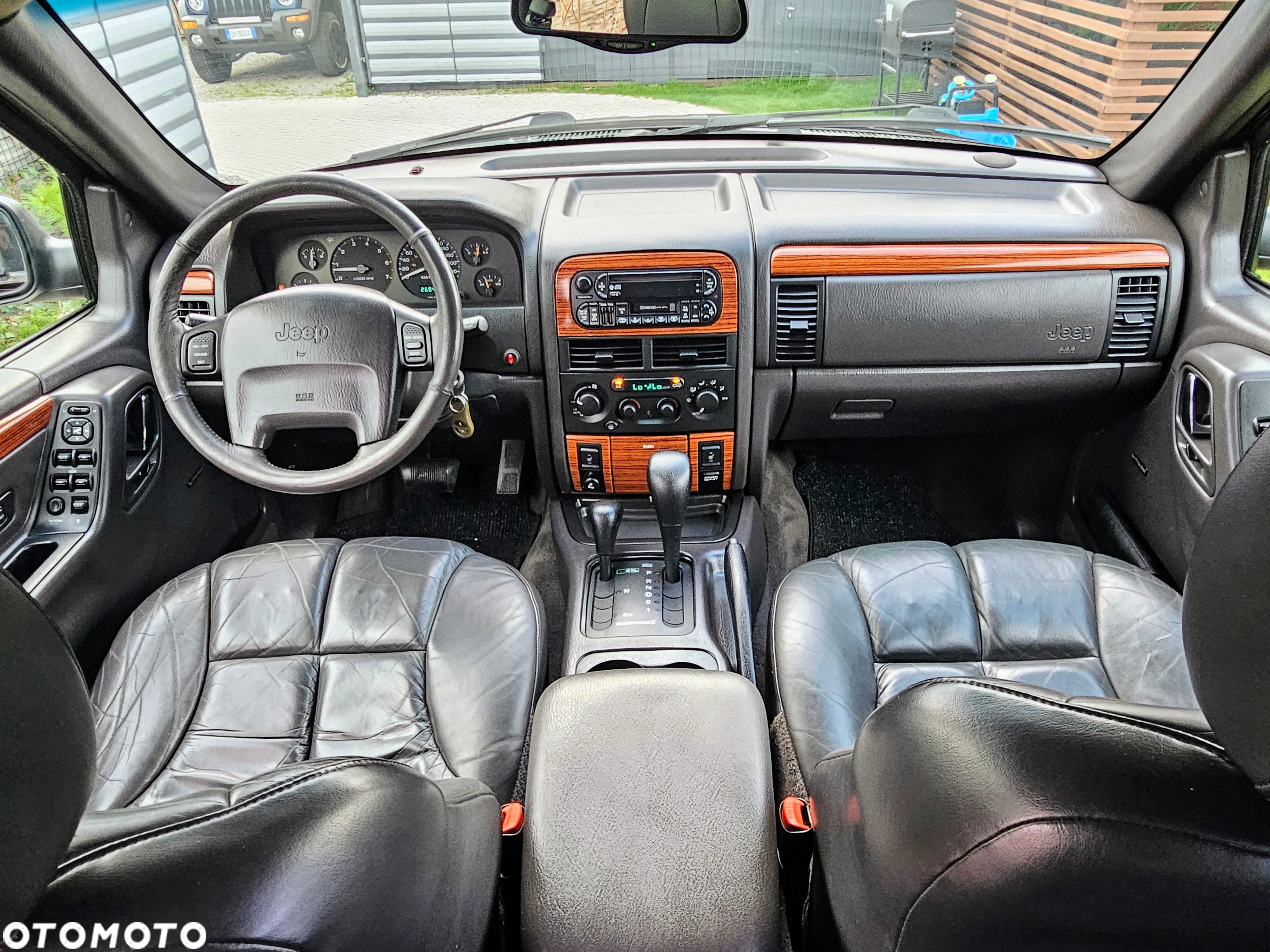Jeep Grand Cherokee 4.7 Limited - 24