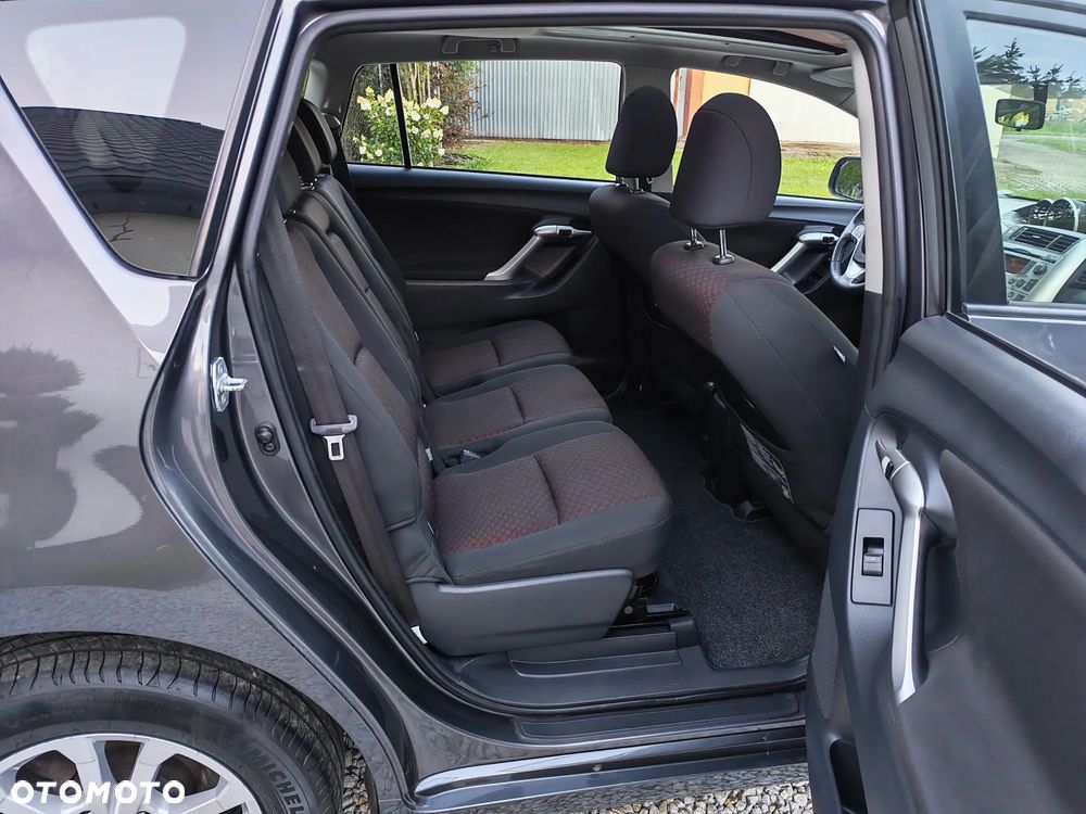 Toyota Verso 1.8 Sol plus - 15