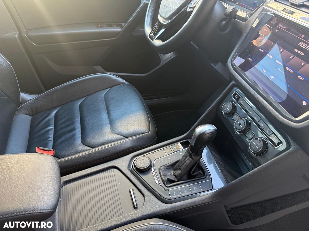 Volkswagen Tiguan 2.0 TDI SCR 4MOTION DSG R-Line - 21