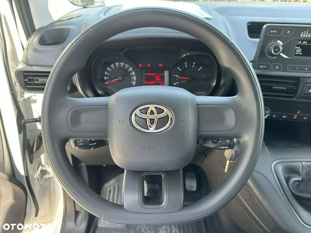 Toyota Proace City - 15