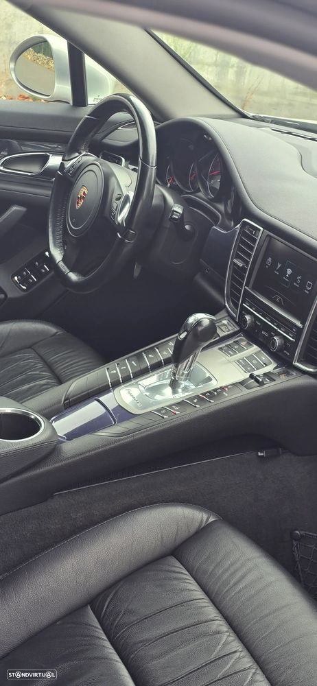 Porsche Panamera S PDK - 16