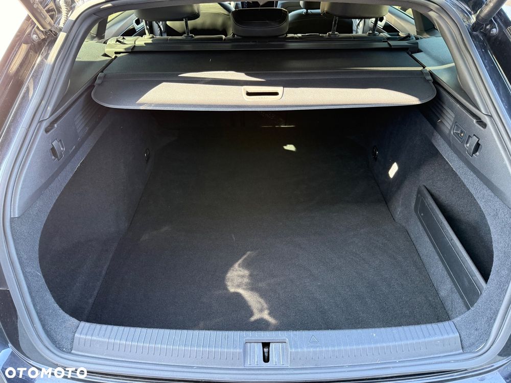 Volkswagen Arteon 2.0 TSI DSG R-Line - 26