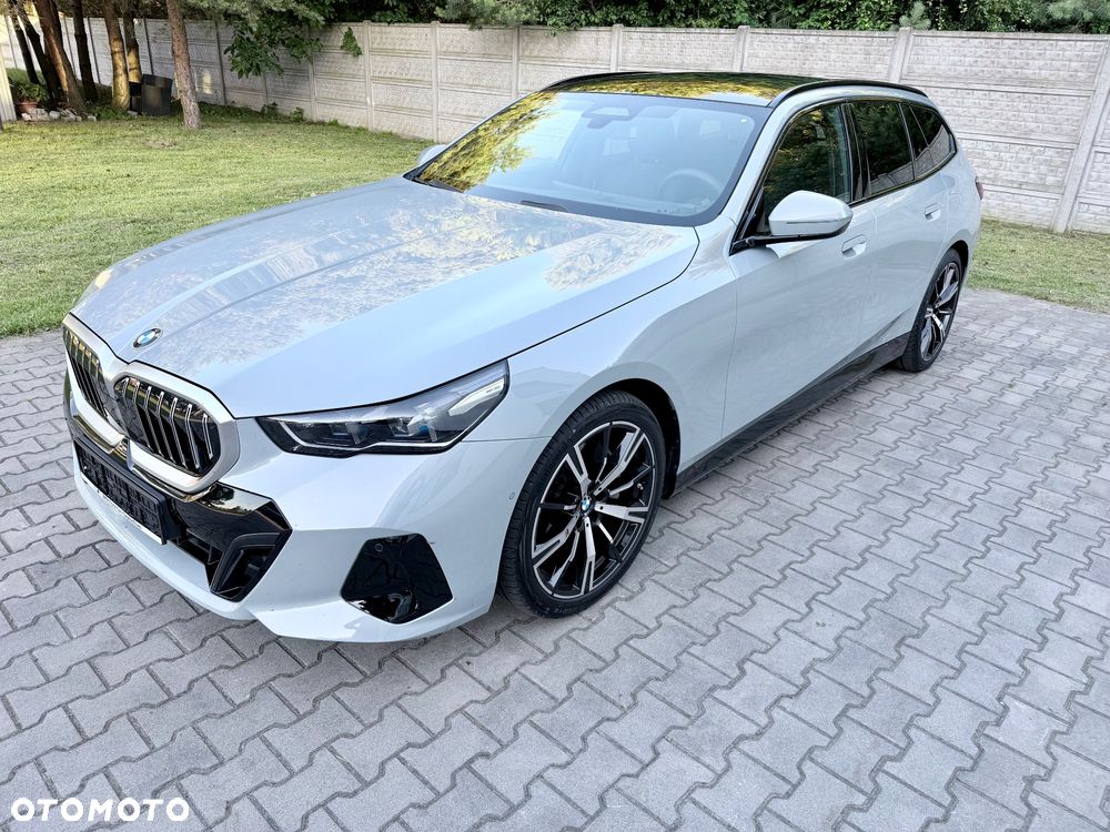 BMW Seria 5 540d xDrive mHEV M Sport - 1
