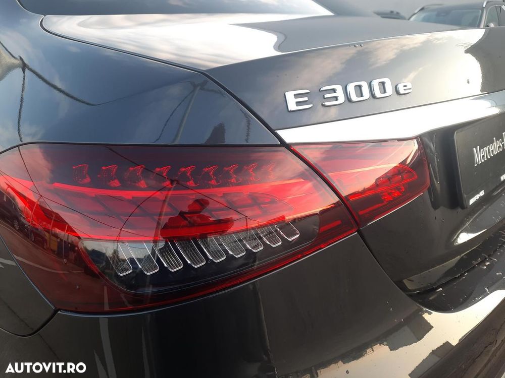 Mercedes-Benz E - 16