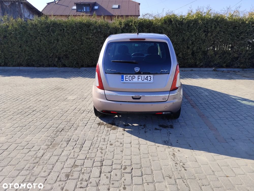 Lancia Musa 1.3 Multijet 16v Oro - 11