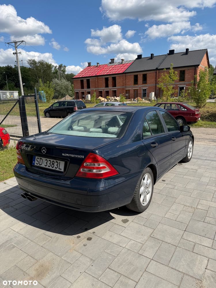 Mercedes-Benz Klasa C 200 Kompressor Elegance - 3