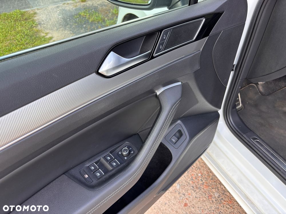 Volkswagen Passat 1.8 TSI BMT Highline - 14