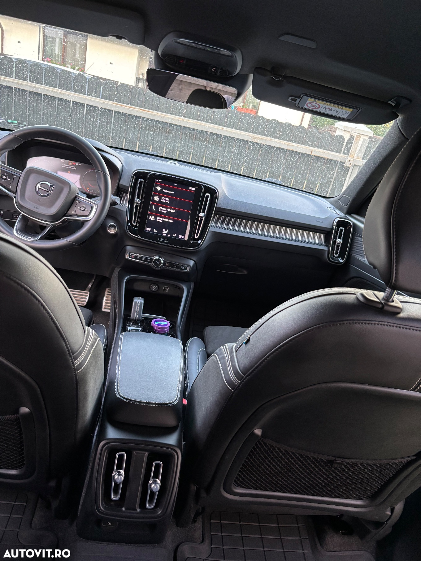 Volvo XC 40 B4 AT8 AWD Mild Hybrid R-Design - 7