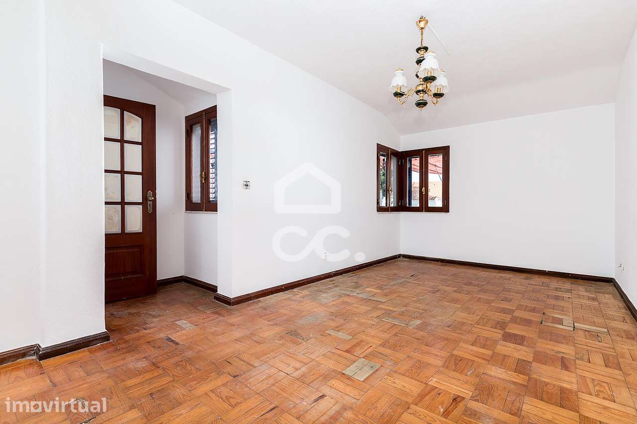 Moradia Térrea de Gaveto T3+2 com 2 salas e Sótão, Logradouro de Entra - Grande imagem: 5/49