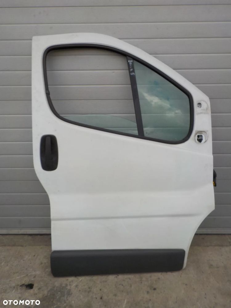 OPEL VIVARO A DRZWI PRAWE PRZÓD - 1
