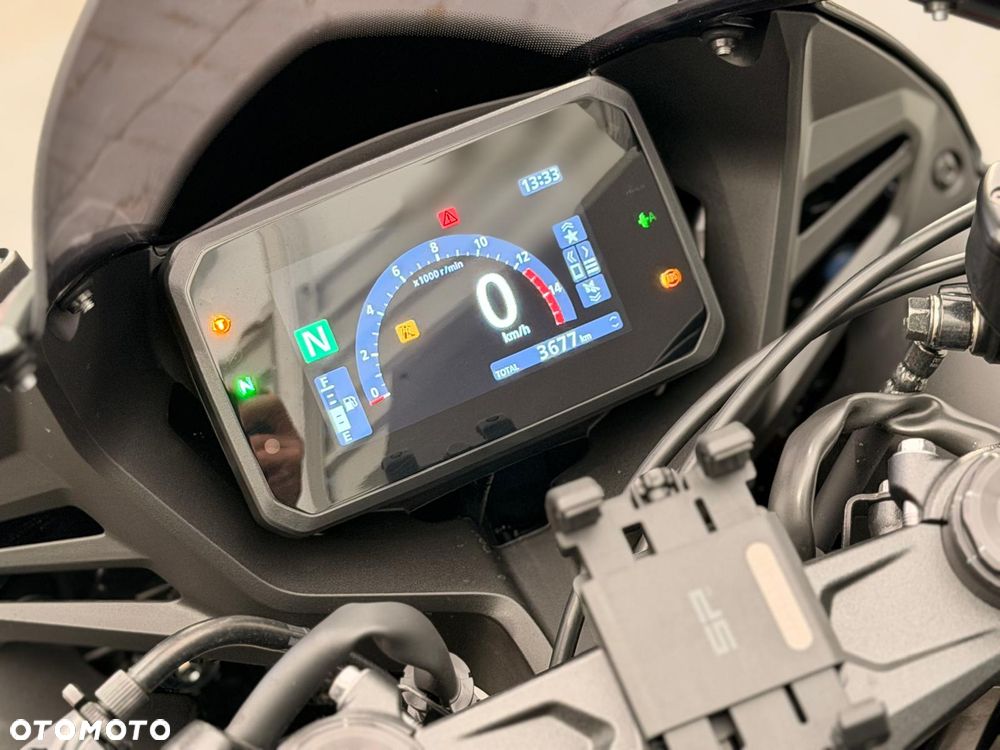 Honda CBR - 8