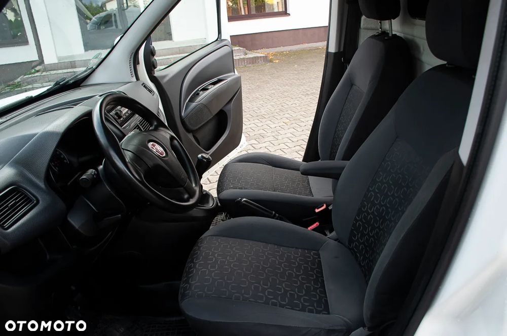 Fiat DOBLO - 27