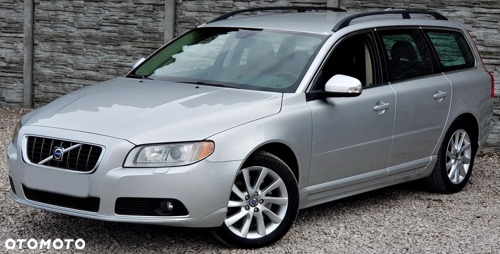 Volvo V70 D5 Momentum - 5