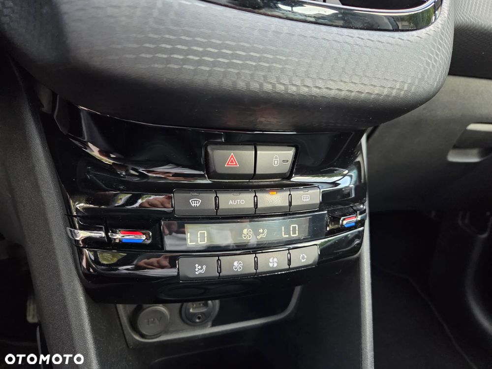 Peugeot 2008 PureTech 110 Stop&Start GT-Line Edition - 15