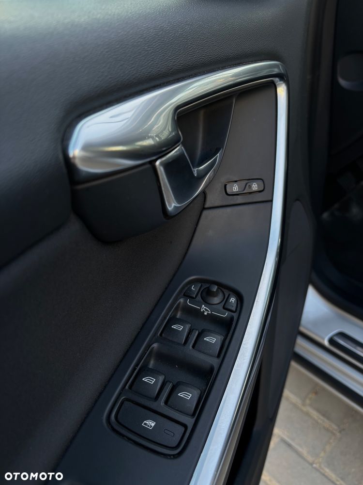 Volvo S60 D3 Momentum - 9