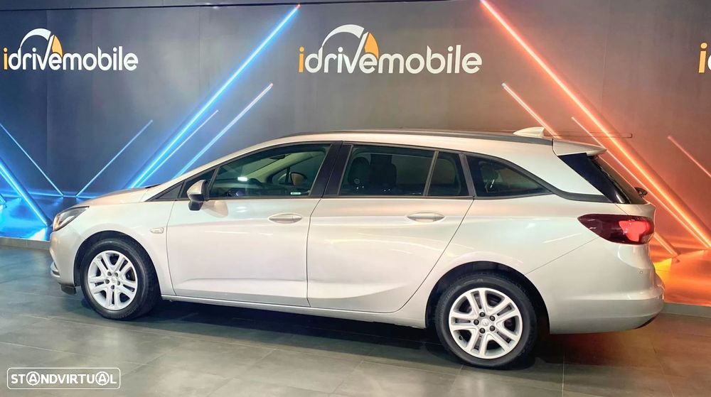 Opel Astra Sports Tourer - 5