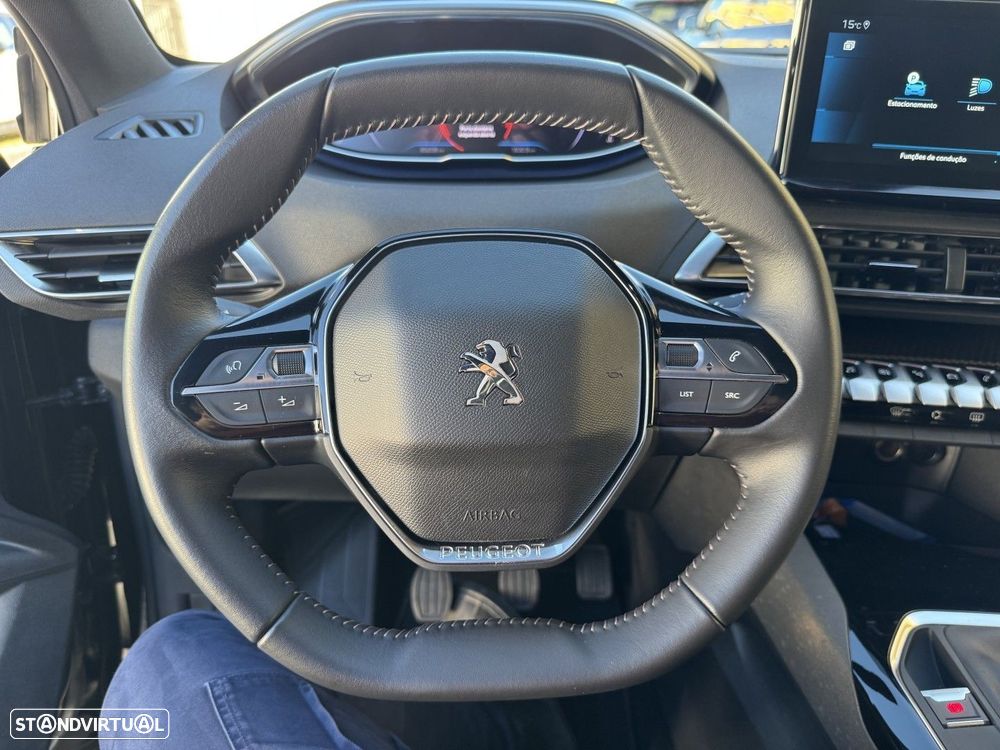 Peugeot 5008 1.2 PureTech Allure Pack - 28