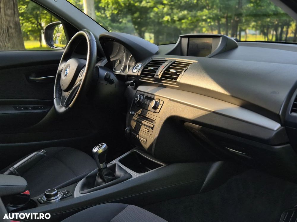 BMW Seria 1 116d - 21