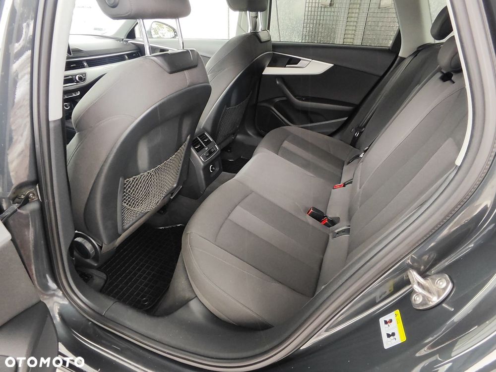 Audi A4 Allroad 2.0 TDI Quattro S tronic - 11