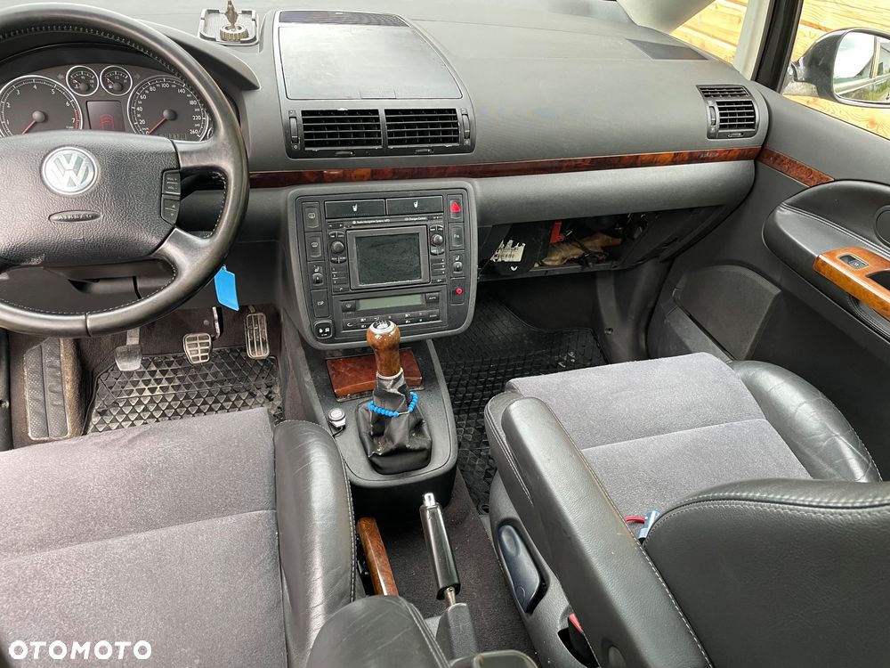 Volkswagen Sharan 2.8 V6 Highline 4Mot - 8