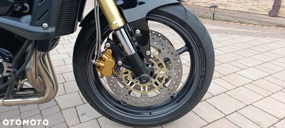 Triumph Street Triple - 29