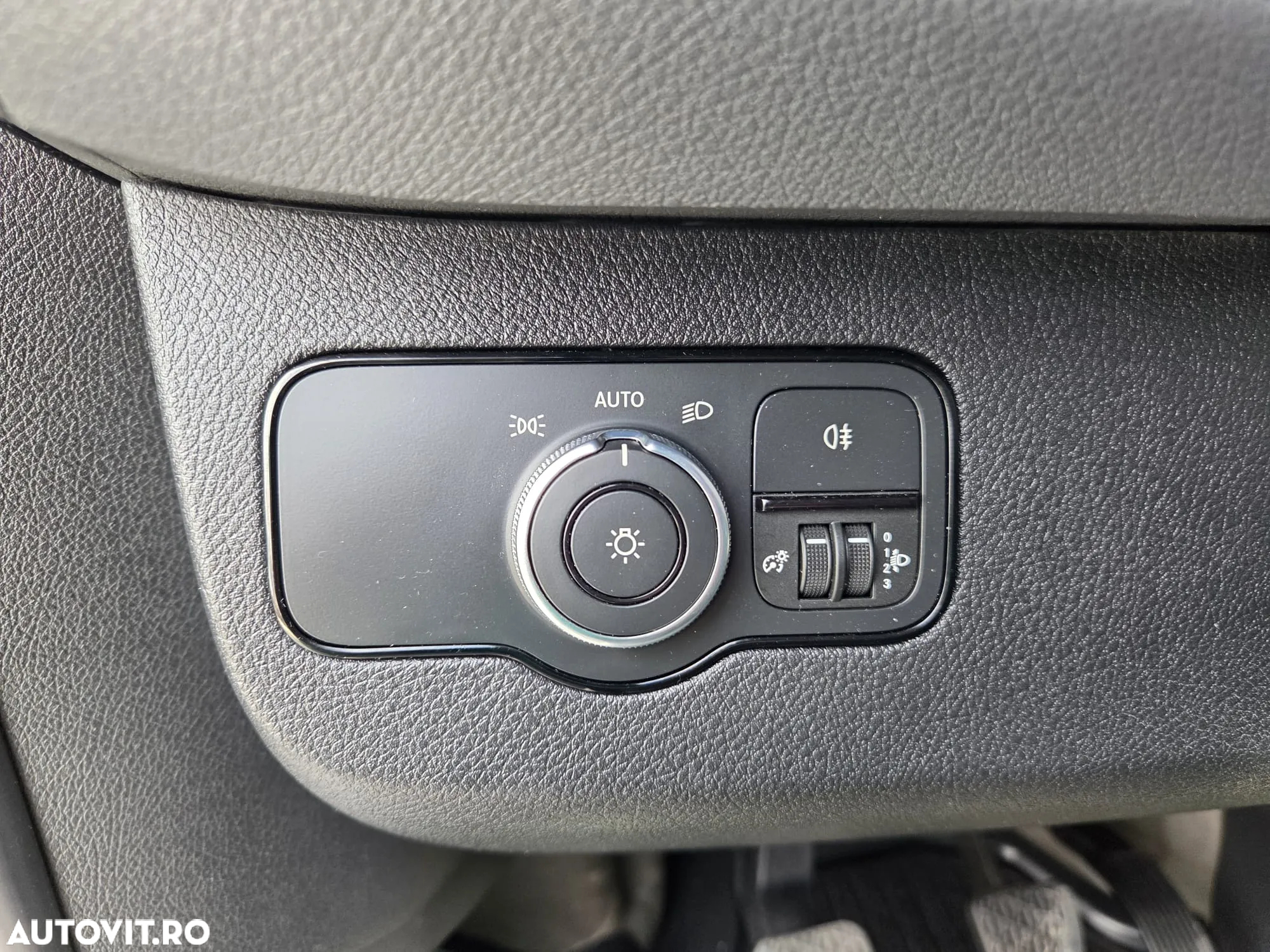 Mercedes-Benz New Sprinter L3H2 - 35