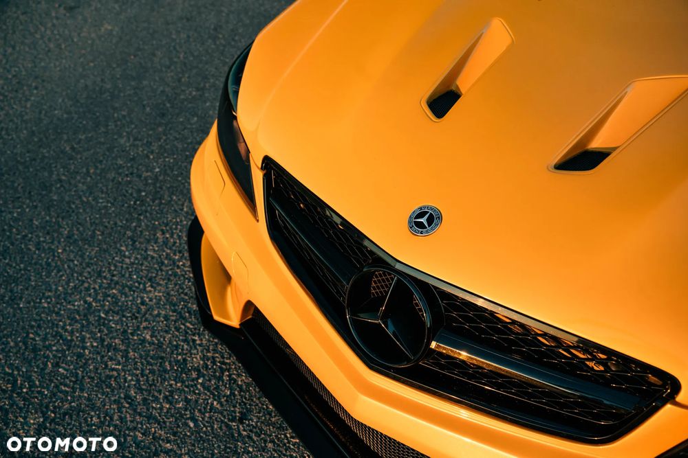 Mercedes-Benz Klasa C 63 AMG - 14