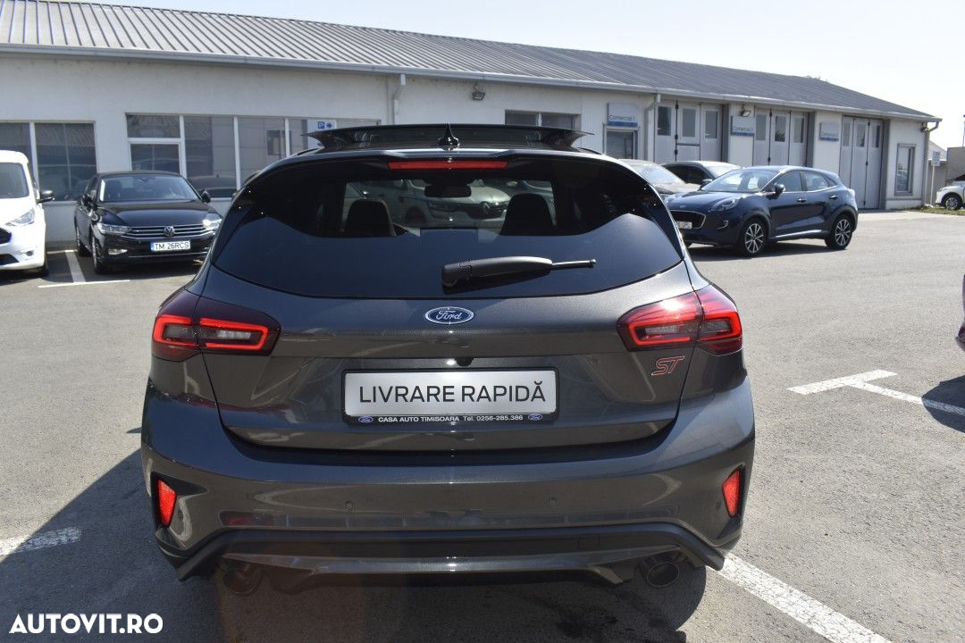Ford Focus 2.3 Ecoboost ST X - 13