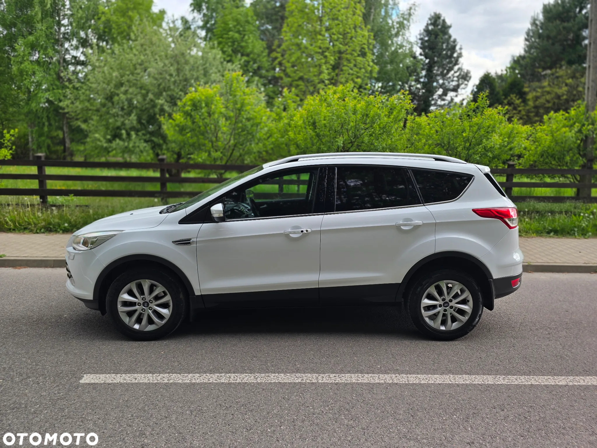 Ford Kuga 2.0 TDCi 4WD Titanium - 17