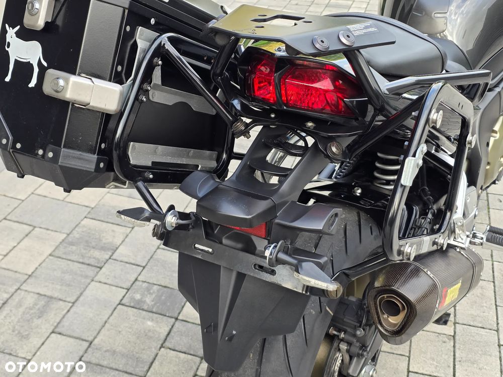 Yamaha FZ - 17