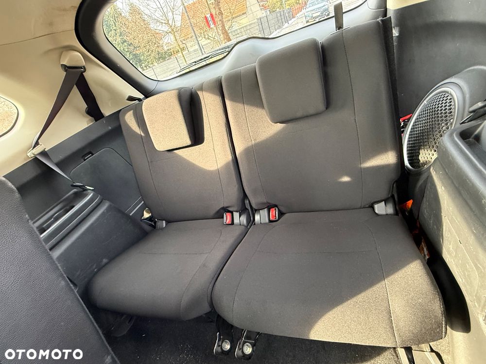 Mitsubishi Outlander 2.0 Intense Comfort 4WD CVT - 29